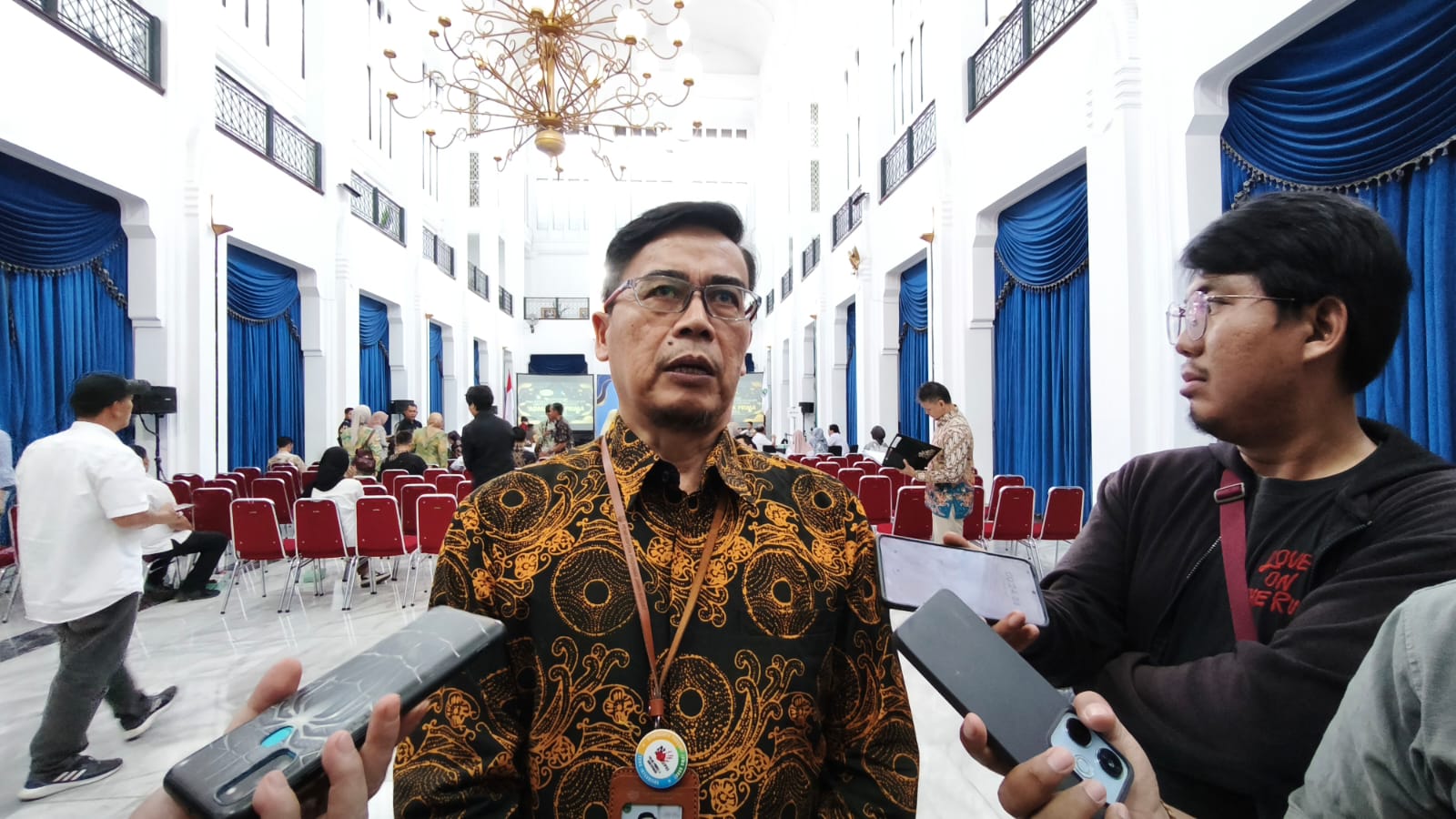 Ada 700 Ribu Warga Jabar Masih Belum Punya e-KTP