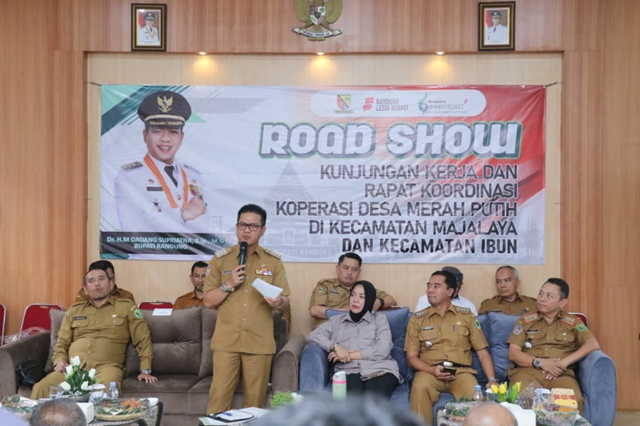 Bupati Bandung Perintahkan Kades Operasionalkan Koperasi Merah Putih Desember 2025