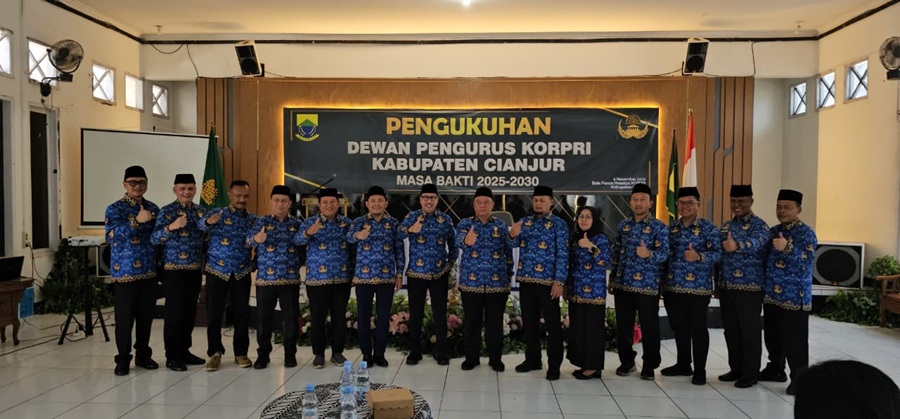 Lantik Pengurus KORPRI Cianjur, Dedi Taufik Tekankan Transformasi Birokrasi Digital