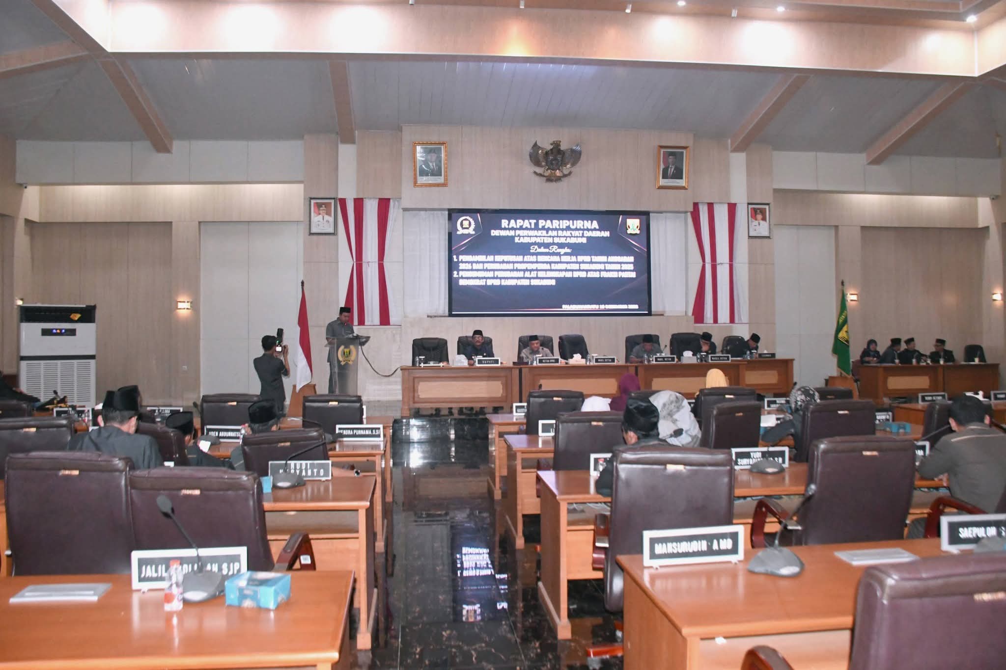 DPRD Kabupaten Sukabumi Gelar Paripurna, Bupati Sepakat dengan Seluruh Keputusan