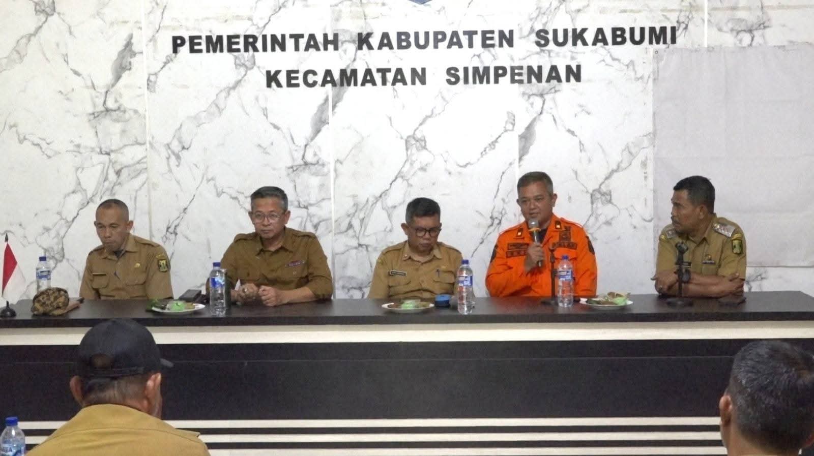 Pemkab Sukabumi dan DPMD Jabar Verifikasi Data Korban Bencana di Simpenan
