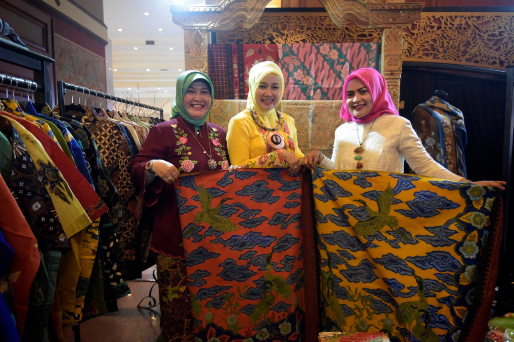 Batik karya Gubernur Jabar, Ridwan Kamil. Foto: Humas Jabar