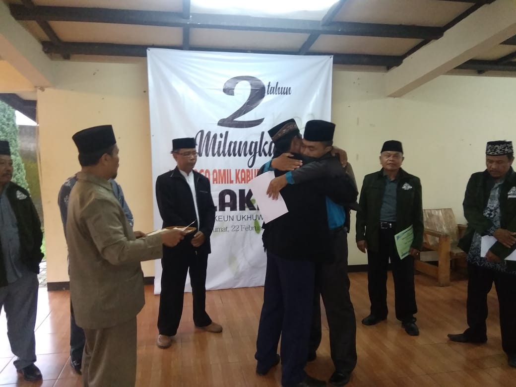 Lembaga Amil Kabupaten Bandung (LAKAB) saat acara Milad 2 tahun (Foto: denkur)