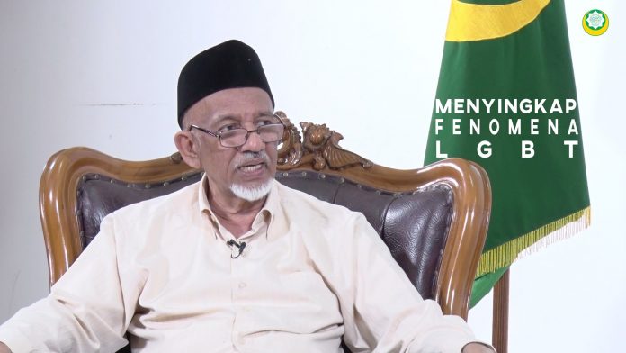 Ketua Dewan Da'wah Islamiyah Indonesia,  Drs. H. Mohammad Siddik, MA (Foto: Muslim Obsession)
