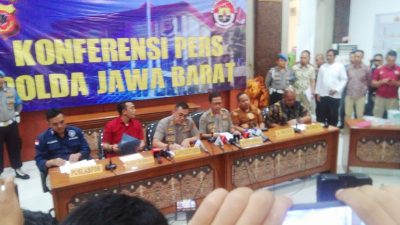 Konferensi pers Polda Jabar terkait pengungkapan kematian Lina Jubaedah (Foto: galamedianews.com)