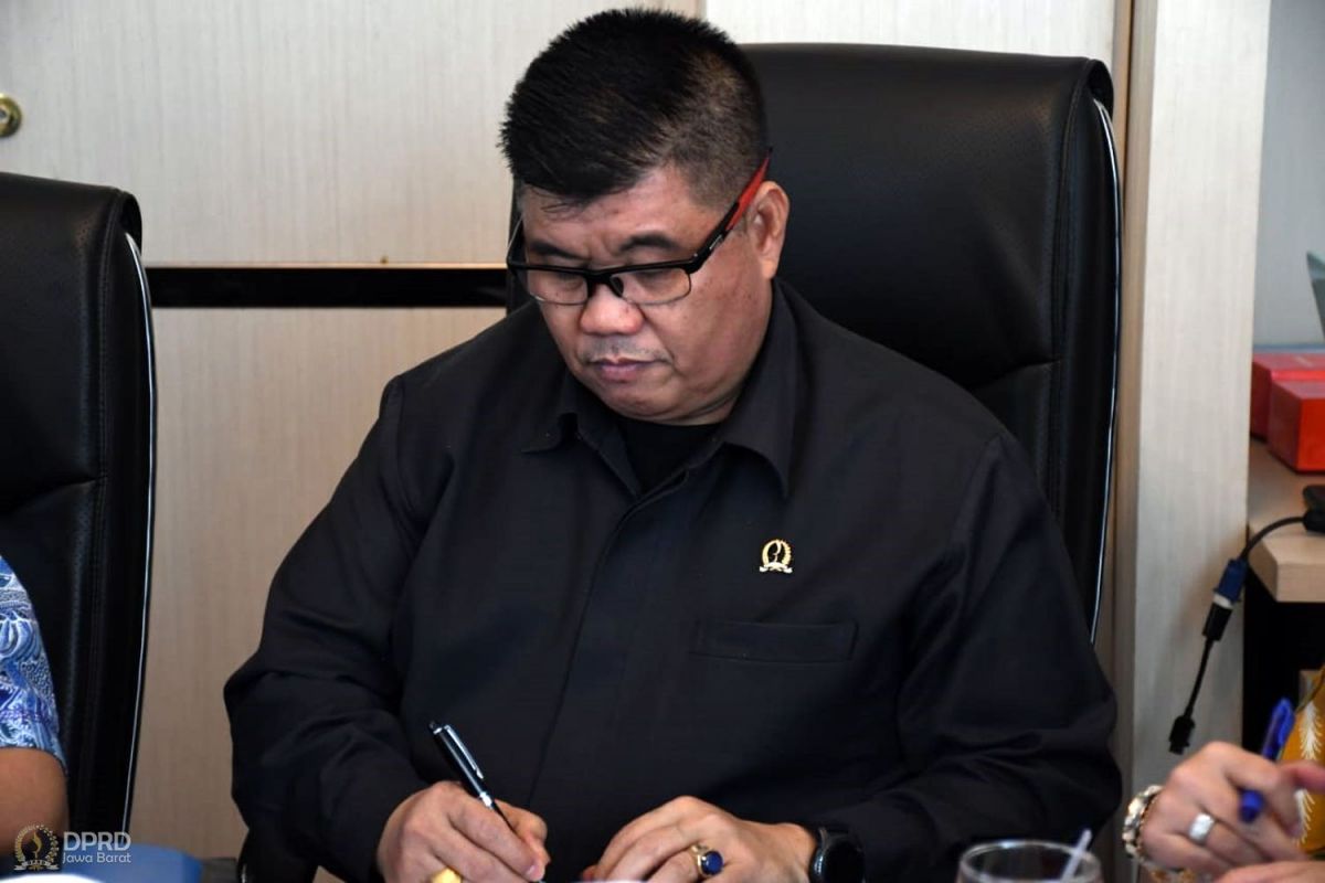 Wakil Ketua Komisi III DPRD Provinsi Jawa Barat Sugianto Nanggolah (Foto: Humas DPRD Jabar/Rizky Ramdhani)