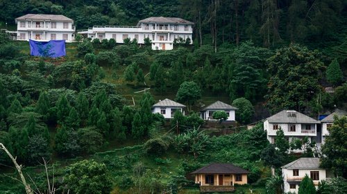 Ilustrasi. Sejumlah vila di kawasan puncak, Kabupaten Cianjur, Jawa Barat. (Foto: tirto.id)