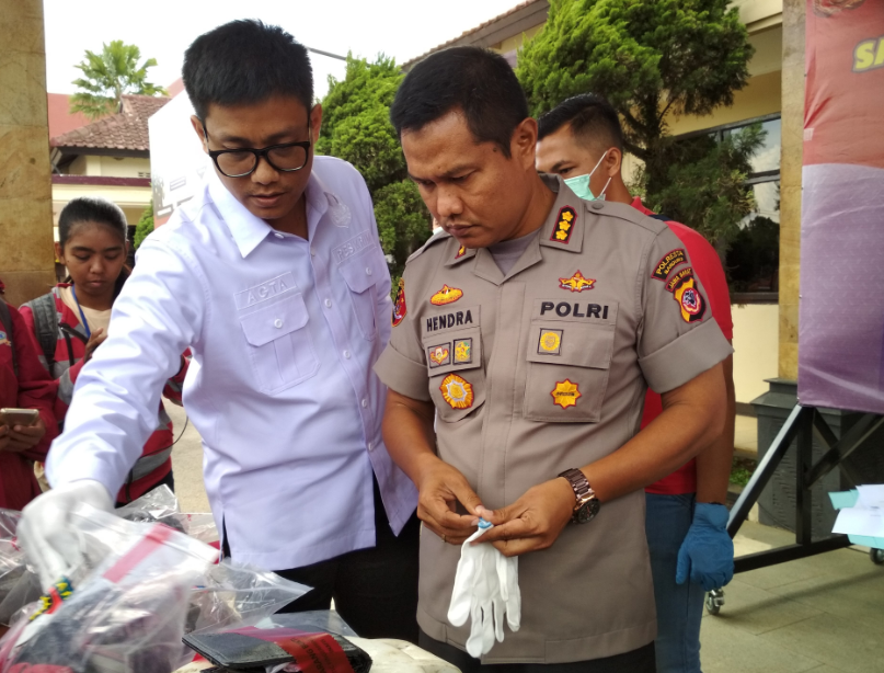 Jajaran Polresta bandung masih terus meungungkap kasus pembunuhan di Ramen Bajuri (Foto: Muhammad Zein/dara.co.id)