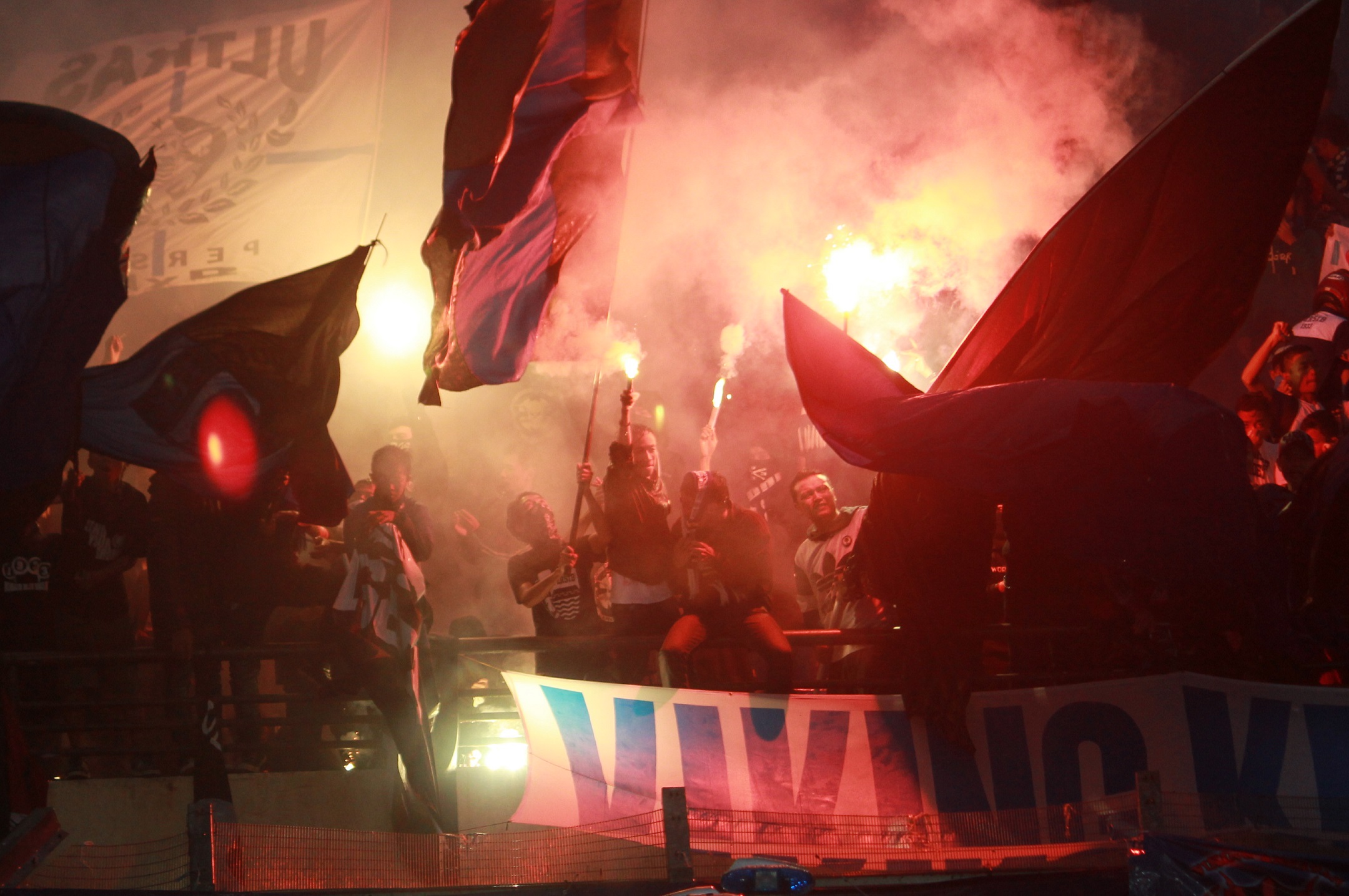 Bobotoh diimbau tidak datang ke Stadion Kanjuruhan. (Foto: Muhammad Zein/dara.co.id)