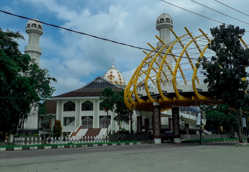 Masjid Agung Al Fathu Soreang, Kabupaten Bandung, Jawa Barat. (Foto: Muhammad Zein/Dara.co.id)