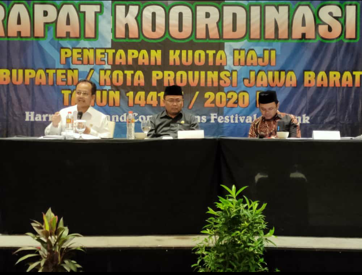 Suasana Rakor penetapan kuota haji Provinsi Jawa Barat di Harris Hotel, Jalan Peta, Kota Bandung, Rabu (4/3/2020). (Foto: Asep Awaludin/dara.co.id)