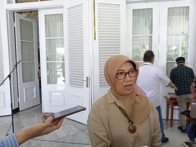 
Dewi Sartika, Kepala Disdik Jabar, Dewi Sartika (foto : (ardian/dara.co.id)
