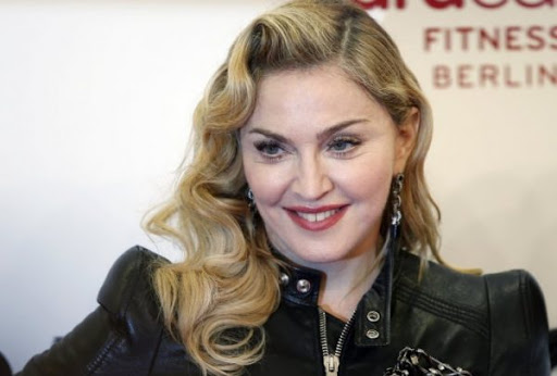  Madonna Louise Ciccone (Foto : wartahot.com)