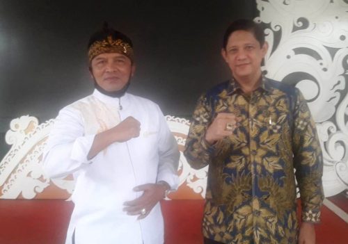 Ketua DPP Golkar Jawa l, MQ. Iswara usai bertemu dengan Ketua DPD Golkar Kabupaten Bandung, Dadang M. Naser di Soreang, Rabu (10/6/2020). (Foto: Verawati/Dara.co.id)