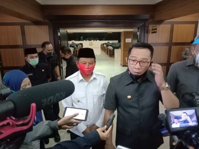  Gubernur Jawa Barat, Ridwan Kamil saat dijumapi di Gedung DPRD Jabar (Foto: Ardian Resco/dara.co.id)