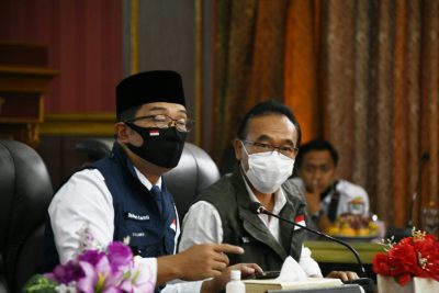 Ridwan Kamil saat melakukan pertemuan dengan Gugus Tugas Kab.Majalengka (Foto: Humas Pemprov Jabar) 