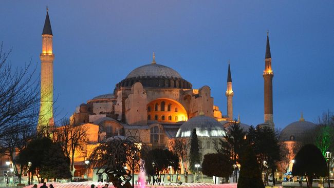 Hagia Sophia di Istanbul, Turki. (Foto: Pixabay/narya)