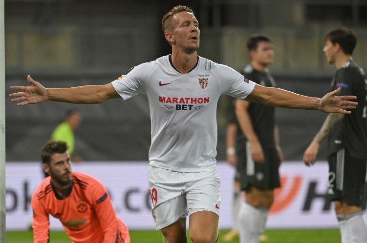 Luuk de Jong menjadi pahlawan kemenangan Sevilla atas Manchester United, Senin (17/8/2020) (Pool AFP via AP Photo)