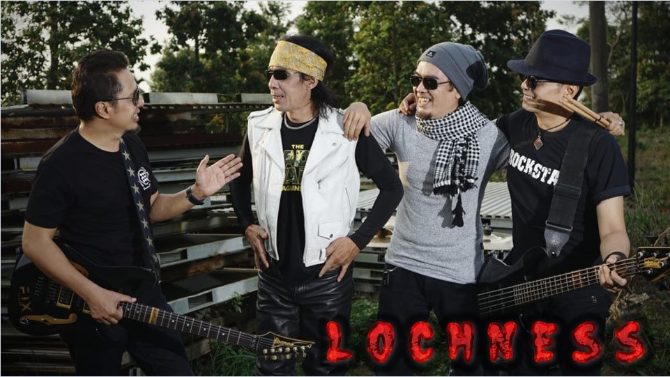 Para personal grup band LOCHNESS di album ke lima. (Dok. Istimewa)