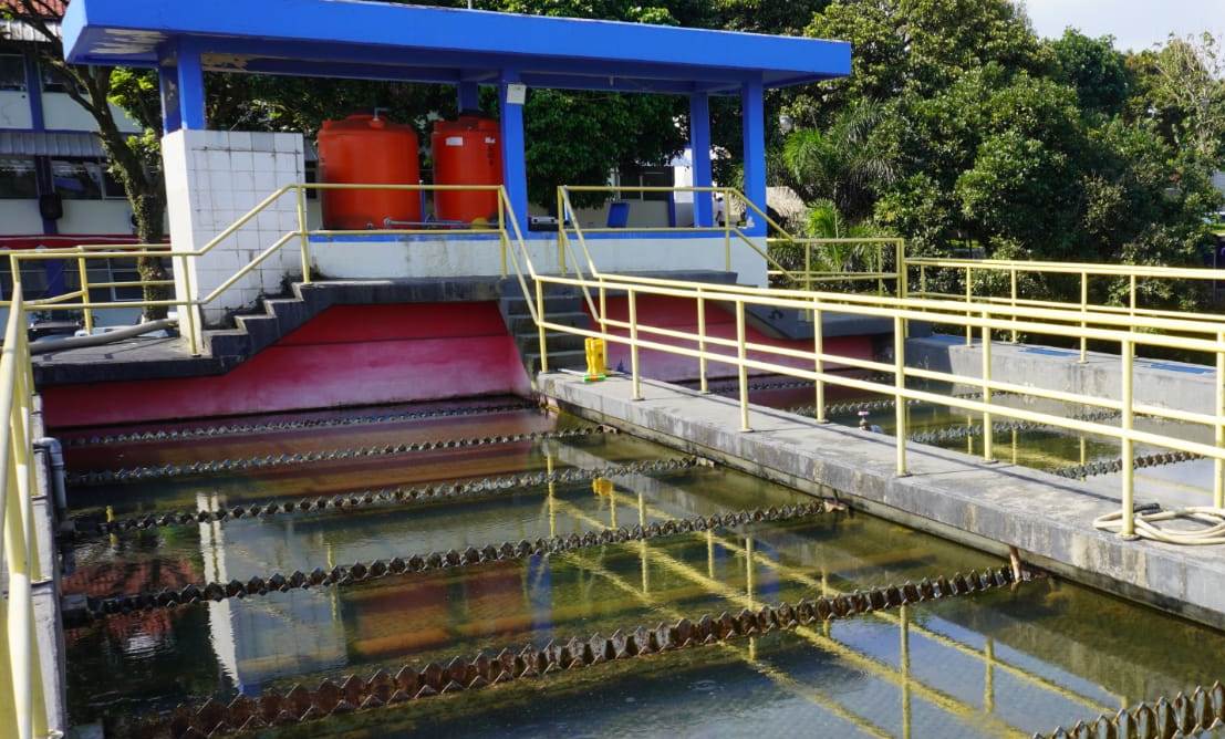 Kolam penampungan air milik Perumda Air Minum Tirta Raharja Kabupaten Bandung. (Foto: Istimewa)