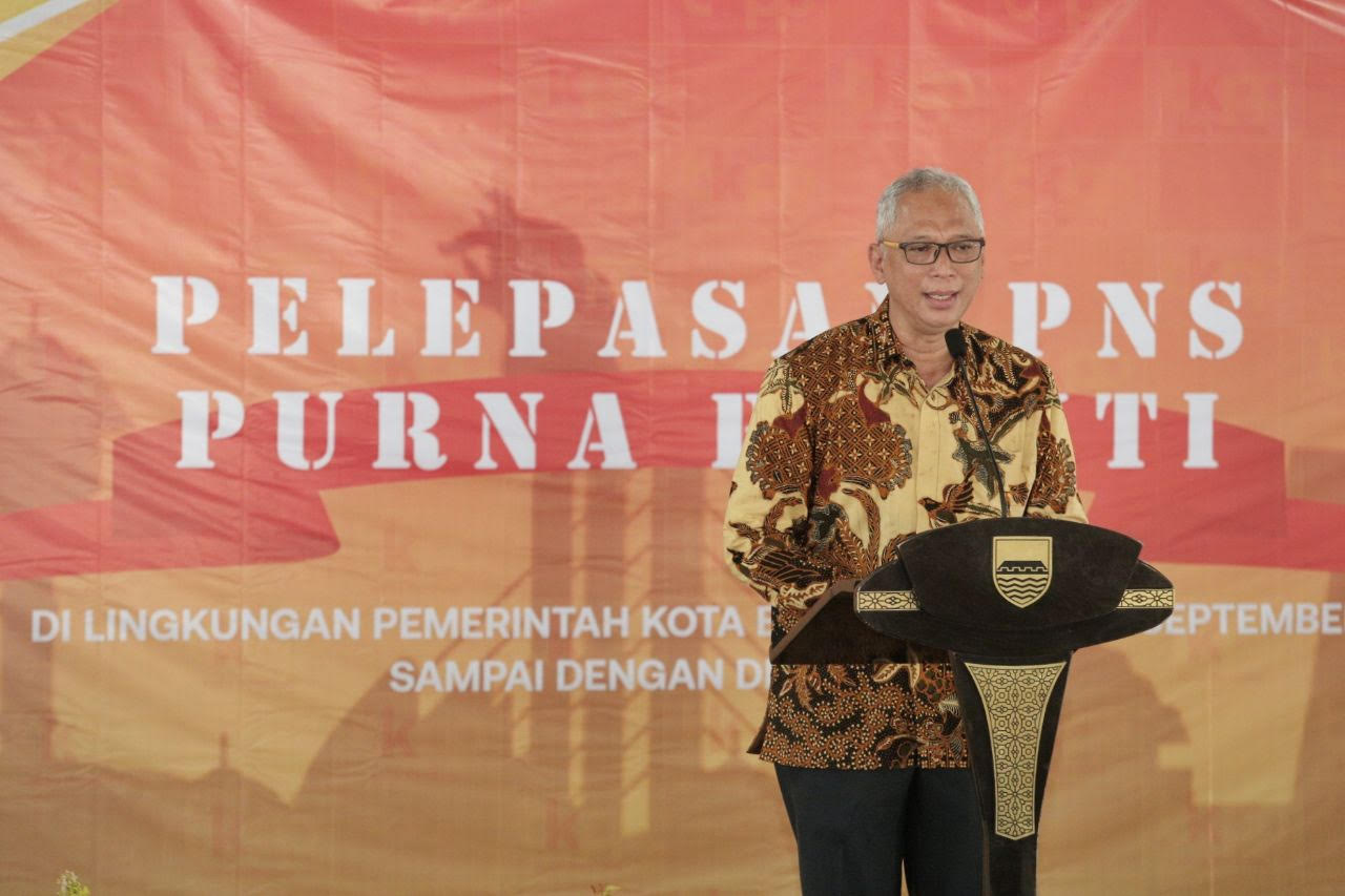 Kepala Badan Pengelolaan Pendapatan Daerah Kota Bandung Arief Prasetya, saat pelepasan purnabakti, di Pendopo Kota Bandung, Selasa (2/9/2020). (Foto: Avila/dara.co.id)