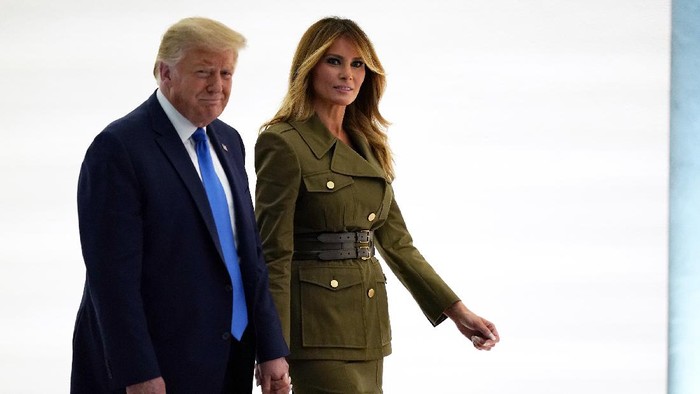 Donald Trump dan Melania Trump (AP/Evan Vucci/detikcom)