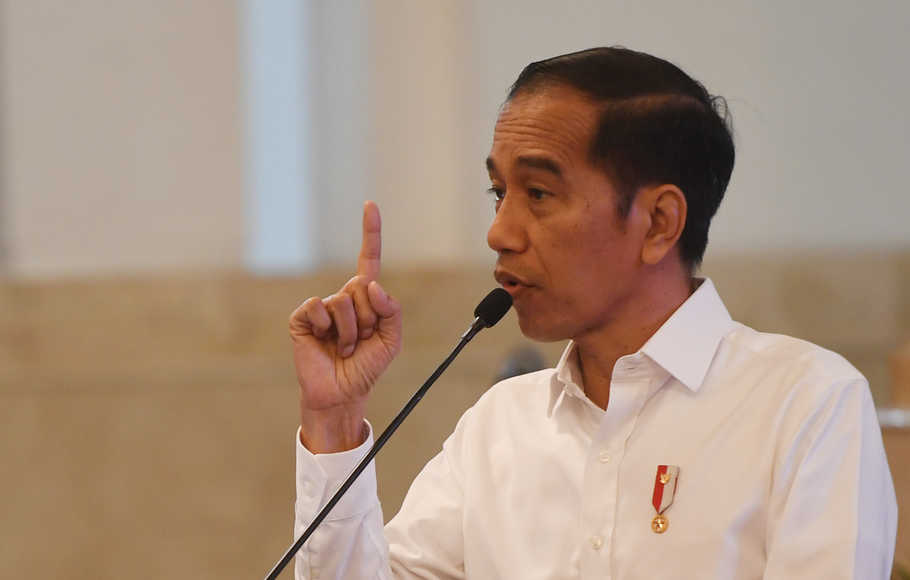 Presiden Joko Widodo memberikan kata sambutan dalam pembukaan Asian Agriculture and Food Forum (ASAFF) tahun 2020 di Istana Negara, Jakarta, Kamis (12/3/2020). ASAFF Tahun 2020 yang diselenggarakan Himpunan Kerukunan Tani Indonesia (HKTI) merupakan hasil kolaborasi antarnegara dan antarpebisnis di kawasan Asia untuk membangun kemandirian pertanian dan ketahanan pangan di Asia. ANTARA FOTO/Akbar Nugroho Gumay/hp.