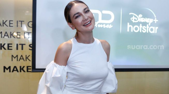 Luna Maya (Foto : suara.com)