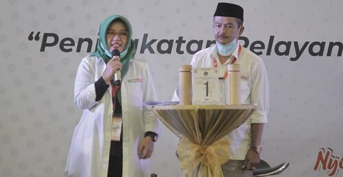 Kurnia Agustina Naser dan usman Sayogi, Pasangan Nomor Urut 1 NU Pasti tampil saat debat publik kemarin (Foto: istimewa)