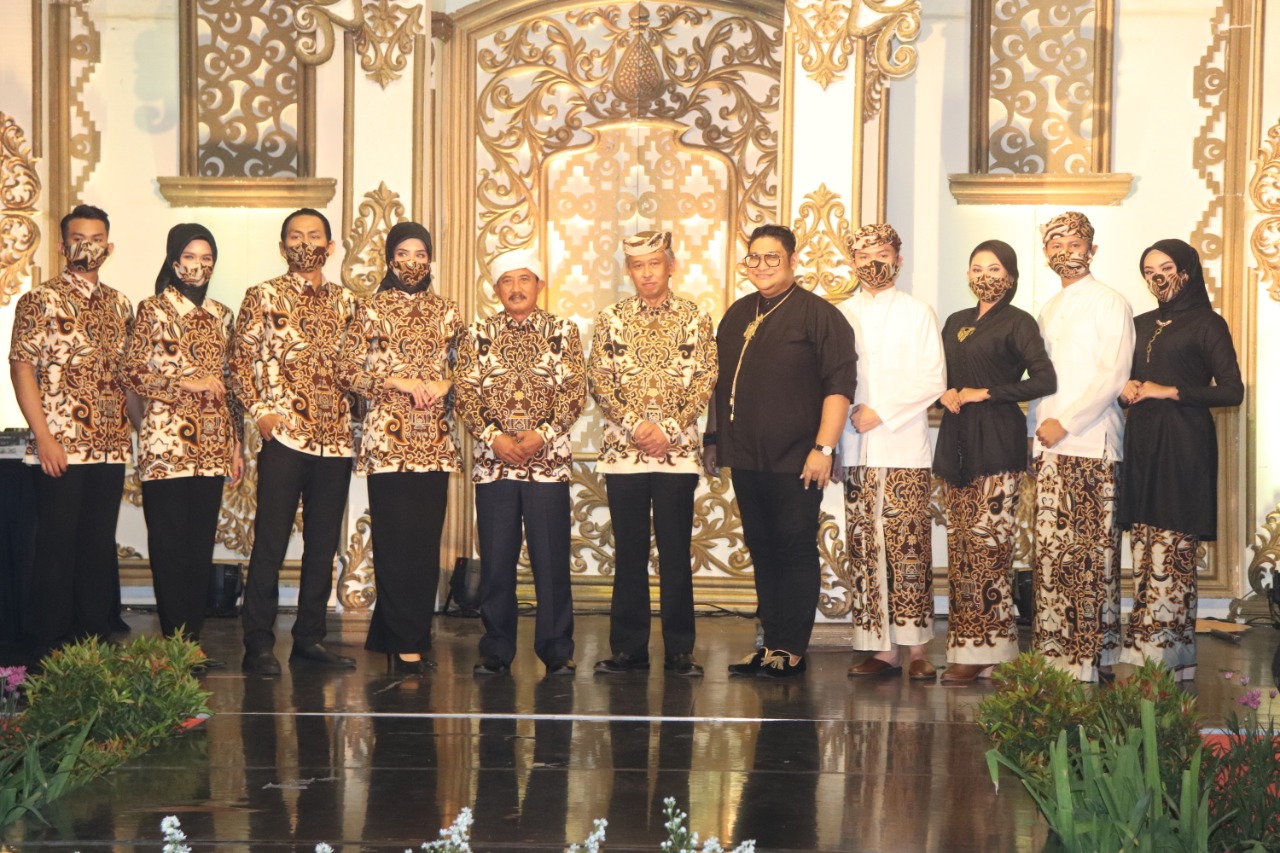 Model batik Caruban (Foto: Istimewa)