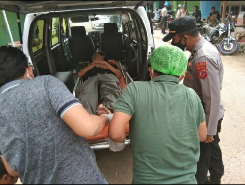 Jenazah Abdu Salam diserahkan ke keluarganya (Foto: Yudi/dara.co.id)