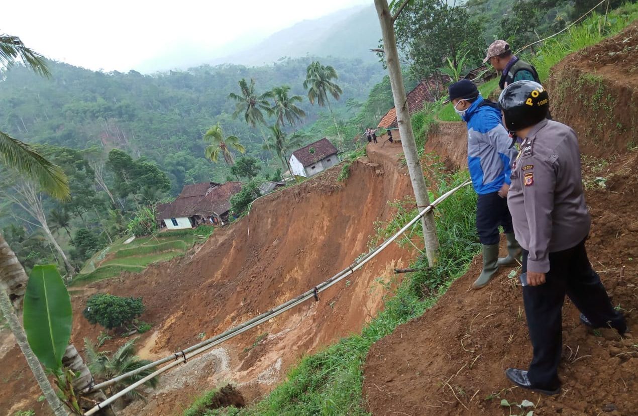 Iliustrasi longsor  (Foto: Istimewa)