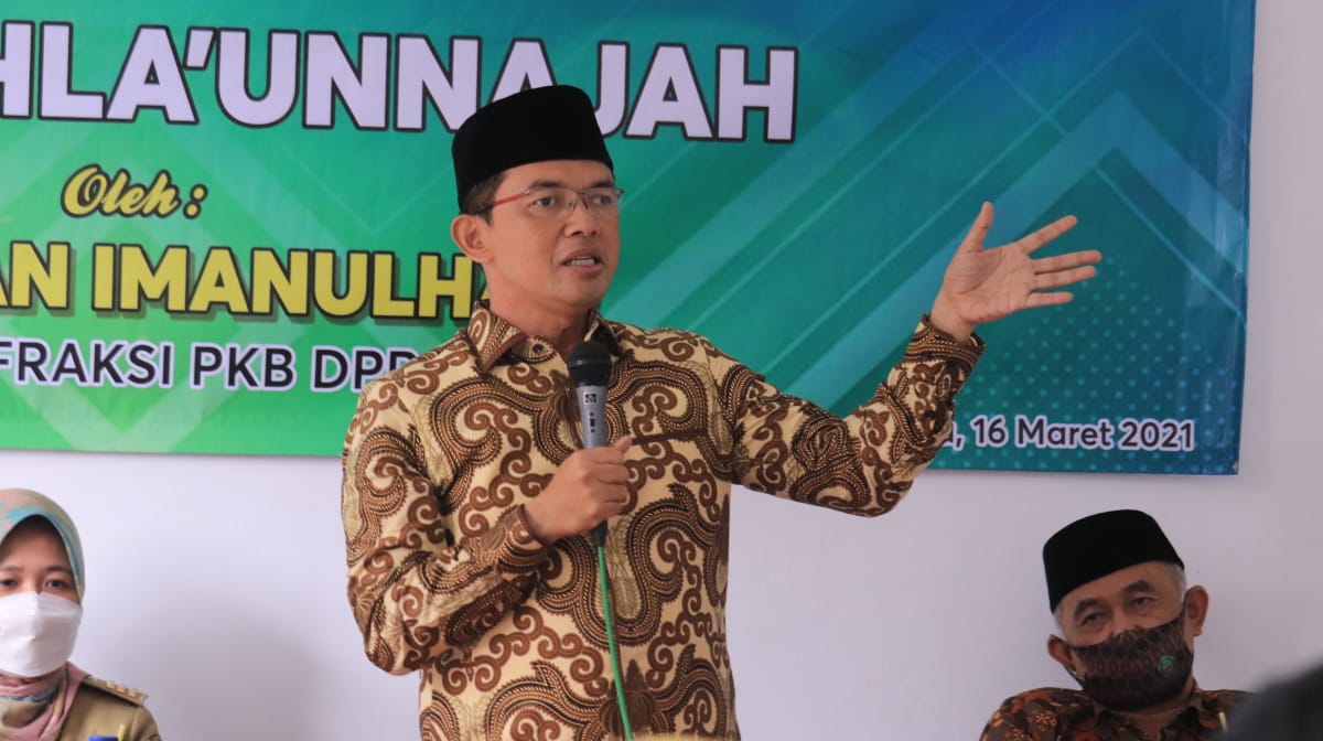 Anggota DPR RI dari Fraksi PKB, KH. Maman Imanulhaq