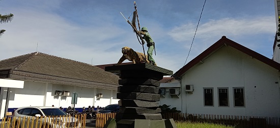 Inilah monumen tempat lahirnya Divisi Siliwangi. (Foto : Nanang Yudi/dara.co.id)