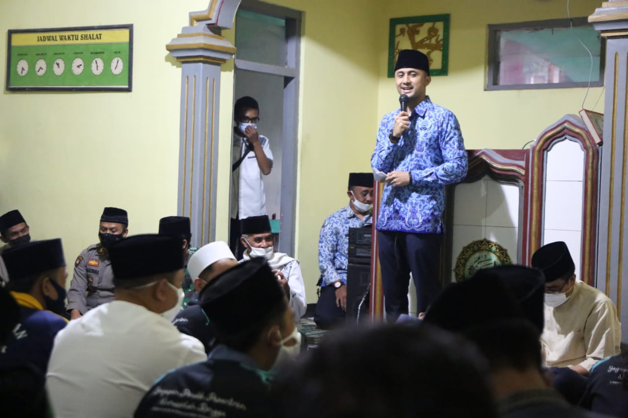 Plt Bupati Bandung Barat Hengki Kurniawan saat Safari Ramadhan perdana. (Foto. Doc Protokopim Setda KBB)