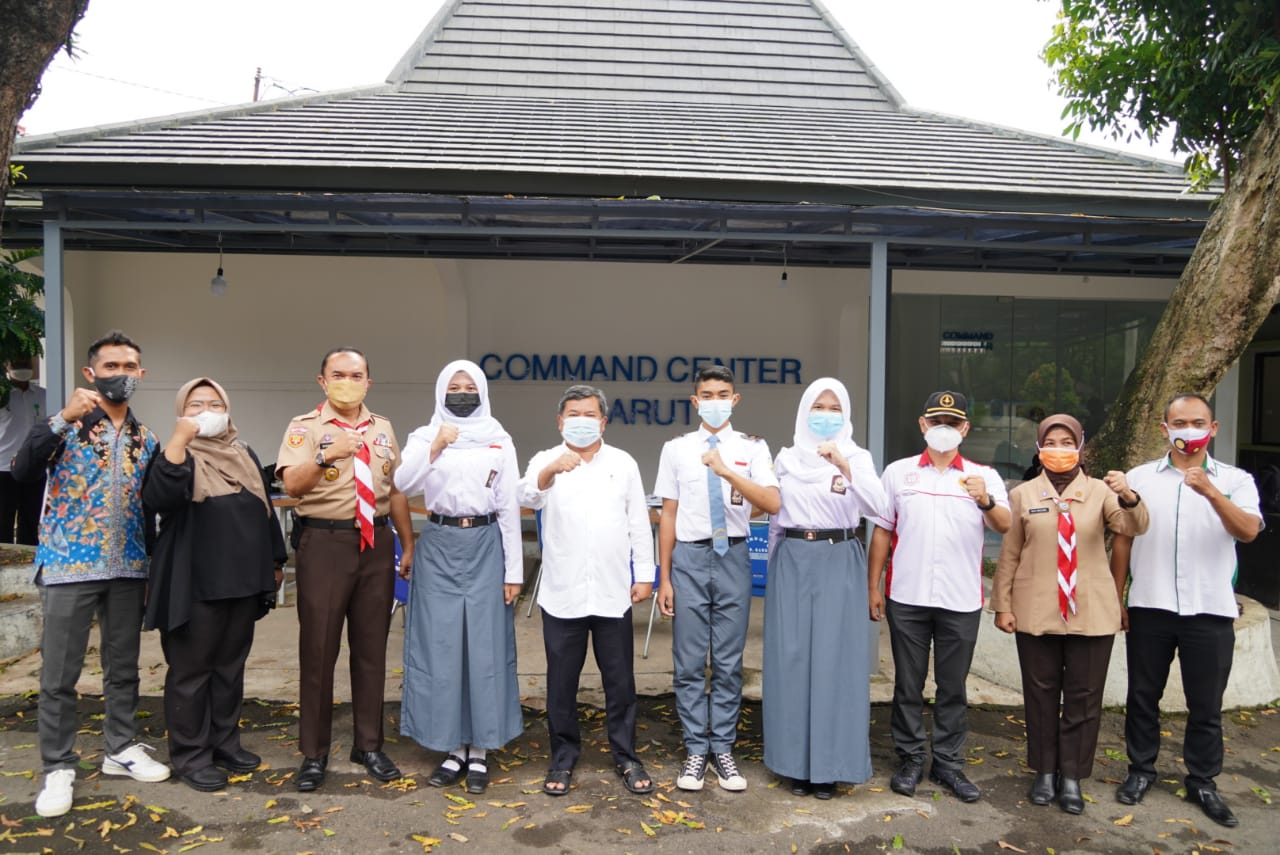 Bupati Garut Rudy Gunawan menerima tiga capaska asal Kabupaten Garut ke tingkat nasional dan juga tingkat provinsi  (Foto: Istimewa)