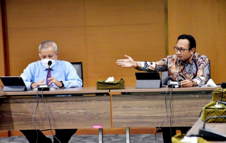 Pimpinan dan Anggota Komisi I DPRD Provinsi Jawa Barat konsultasi ke Kementerian Keuangan Republik Indonesia Direktorat Jendral Kekayaan Negara dalam rangka mencari informasi terkait aset milik Provinsi Jawa Barat (Foto: Humas DPRD Jabar/ Budi Purnaman)