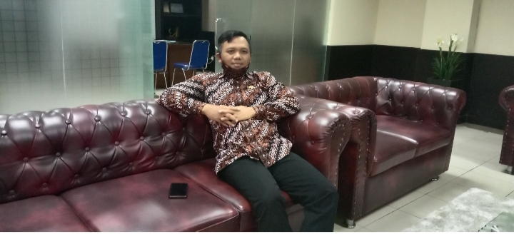 
Ketua DPRD Kabupaten Tasikmalaya, Asep Sopari Al Ayubi (foto : Nanang Yudi/dara.co.id)