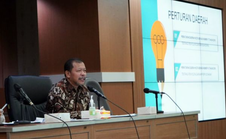 Pansus IV DPRD Provinsi Jawa Barat lakukan kunjungan kerja Ke Kantor Dinas Perpustakaan dan Arsip Kota Bekasi dalam rangka mendapat masukan dan informasi terkait pembahasan Raperda tentang Penyelenggaraan Kearsipan dan Perpustakaan Provinsi Jawa Barat, Jumat (11/06/2021). (Foto: Humas DPRDJabar/Moch Ichsan)