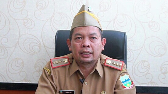 Kepala Dinas Pendidikan (Kadisdik) Kabupaten Garut, Totong, S.Pd, M.Si (Foto: Andre/dara.co.id)