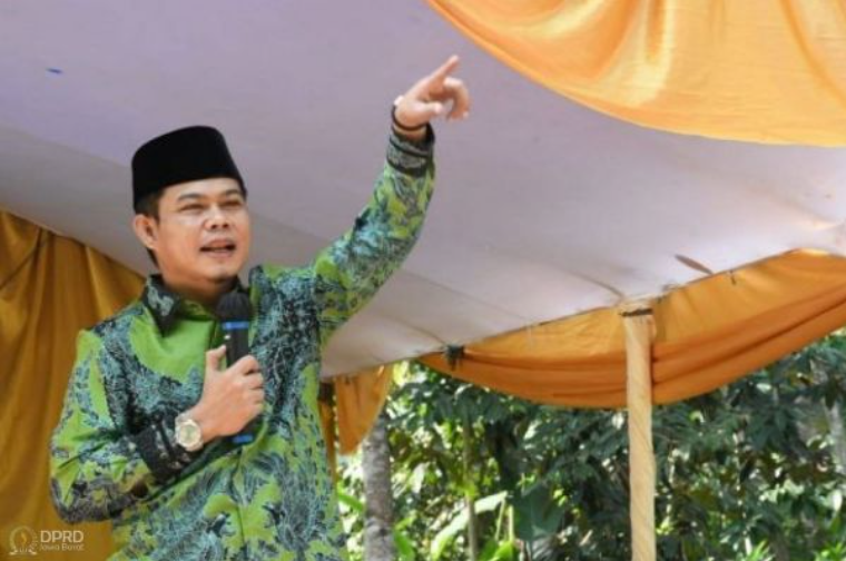 Wakil Ketua DPRD Provinsi Jawa Barat, Oleh Soleh. (Dok. Humas DPRD Jabar)