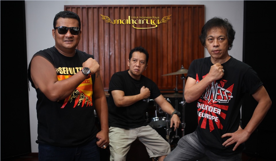 Angga Maharya, Herman Husin, Iram U'Camp, para personal grup musik Maharya. (Dok. Istimewa)