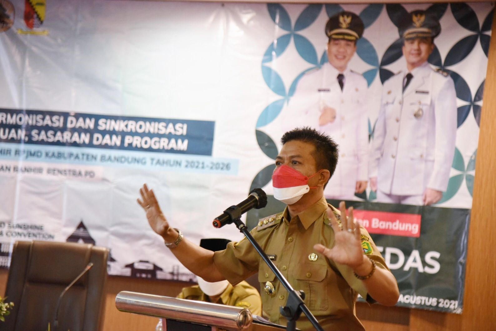 
Bupati Bandung, Dadang Supriatna (Foto : Bagian Protokol dan Komunikasi) 