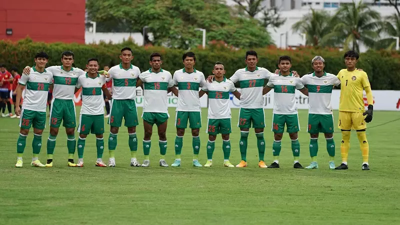 Duel Malaysia vs Indonesia akan dihelat di National Stadium, Singapura, Minggu (19/12) mulai pukul 19:30 WIB. Kedua negara bakal ngontot untuk mengamankan tiket semifinal Piala AFF 2021.(Foto : PSSI)