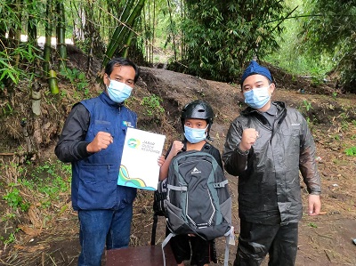 
Tim Jabar Quick Respons saat  anak yatim di Kabupaten Garut beberapa waktu lalu. (Foto: dok) 