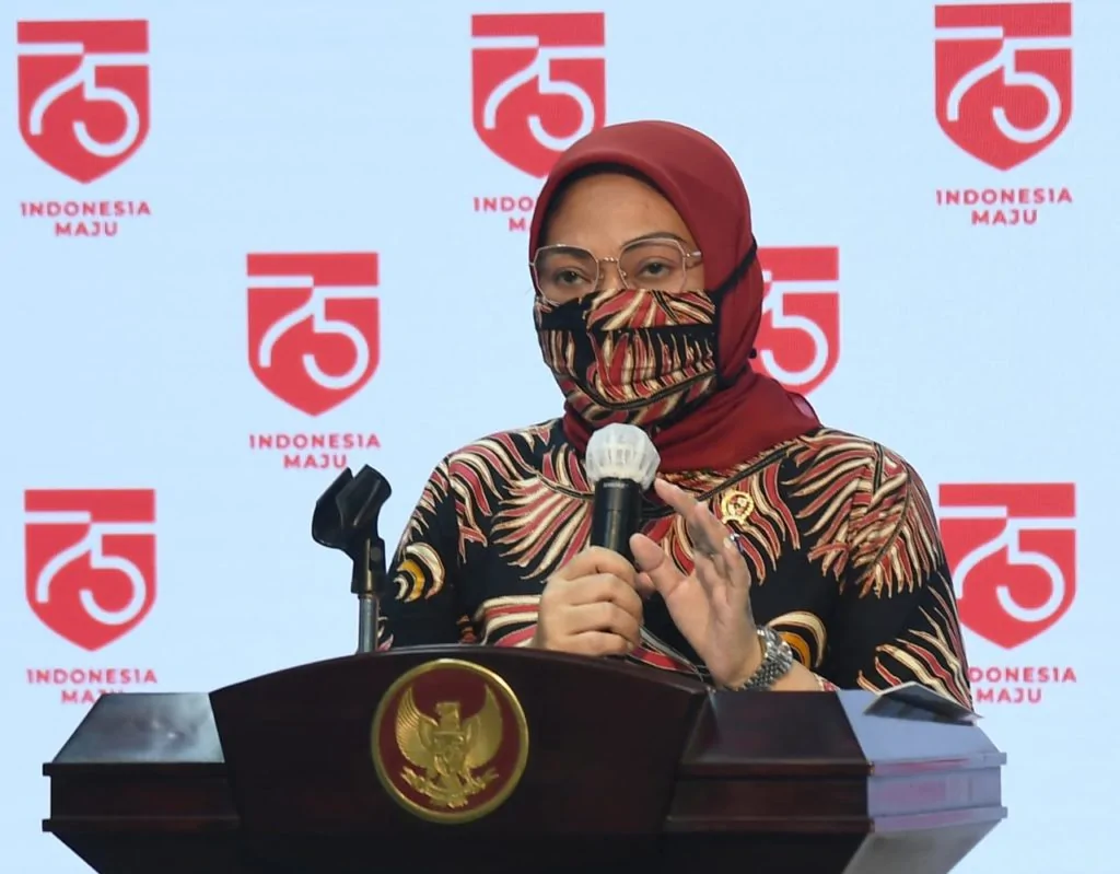 Menaker Ida Fauziah (Foto: Dokumentasi BPMI Setpres)