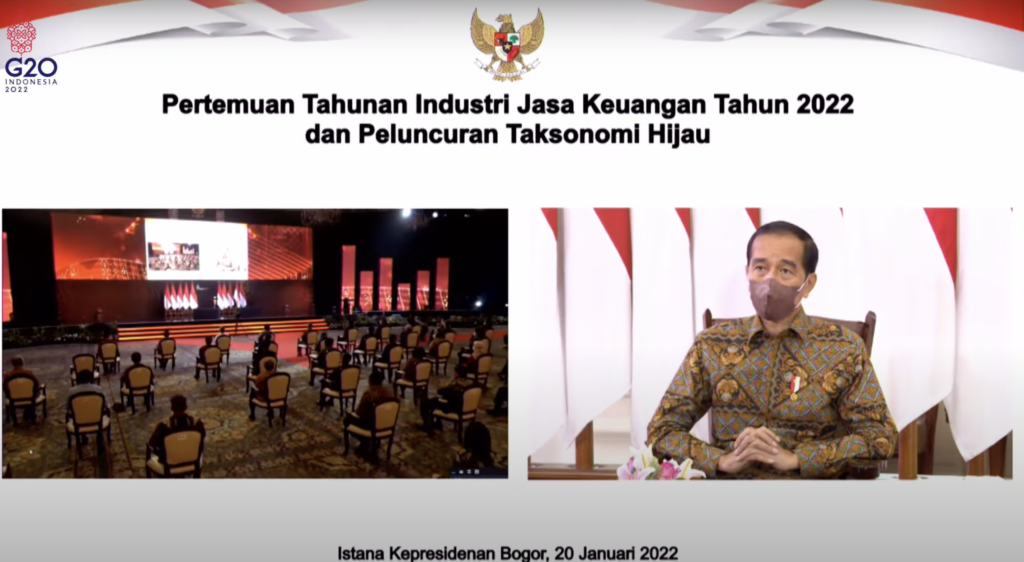 Presiden Jokowi menghadiri Pertemuan Industri Jasa Keuangan Tahun 2022 dan Peluncuran Taksonomi Hijau Indonesia, secara virtual dari Istana Kepresidenan Bogor, Jabar, Kamis (20/01/2022) (Sumber: Tangkapan Layar)

