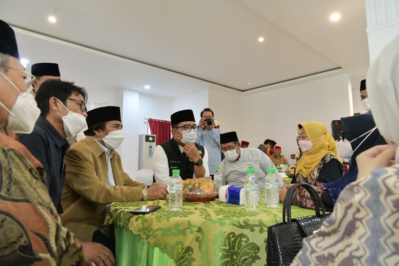 Gubernur Jawa Barat Ridwan bertemu dengan Jawara Bekasi di Islamic Center Kota Bekasi (Foto: Istimewa)