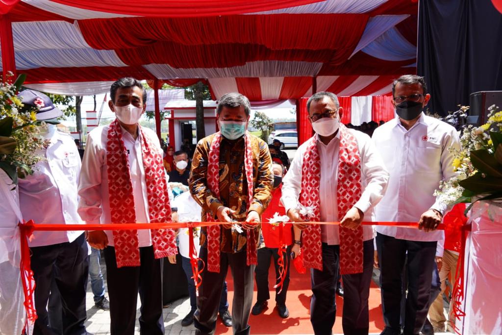 Bupati Garut, Rudy Gunawan, didampingi Wakil Bupati Garut, dr. Helmi Budiman selaku Ketua PMI Garut meresmikan Gedung PMI Kabupaten Garut, Jalan Proklamasi, Desa Jayaraga, Kecamatan Tarogong Kidul', Kabupaten Garut (Foto: Istimewa)