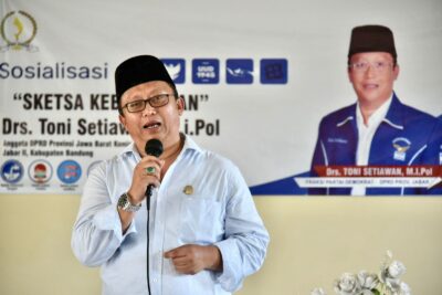 Anggota DPRD Jabar, Toni Setiawan (Foto: bandungberita)